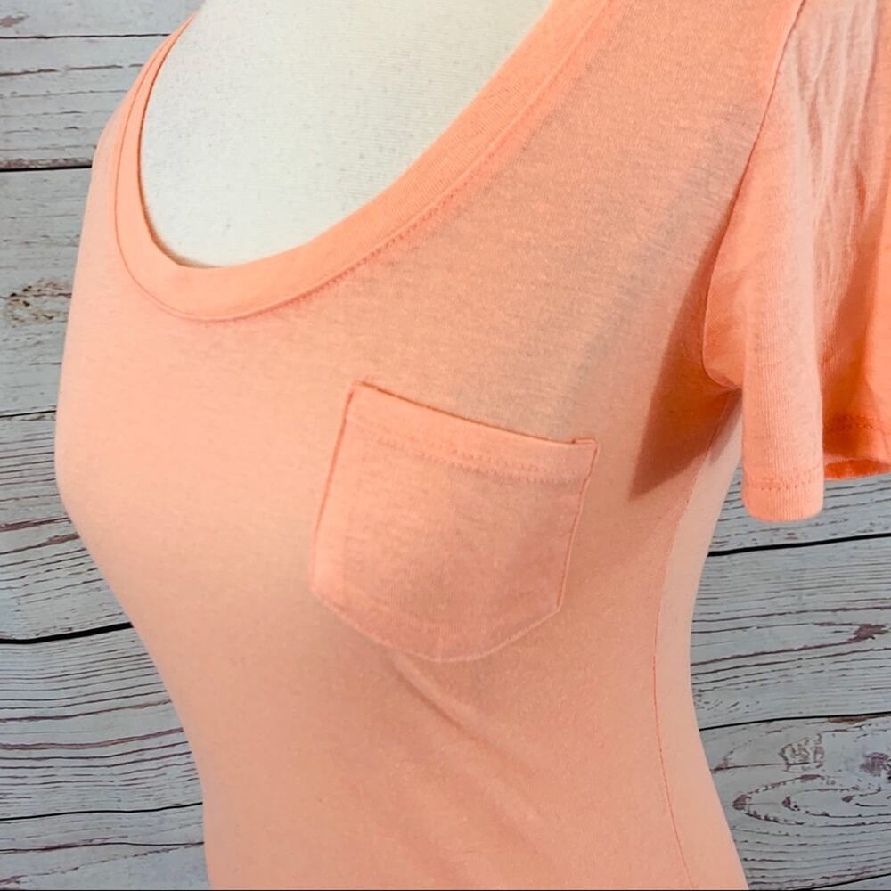 Rue21 peach thin very soft T-Shirt pocket - Picture 3 of 5